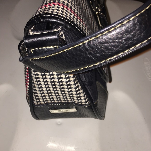 CHAPS SHOULDER HANDBAG/PURSE - Picture 2 of 7